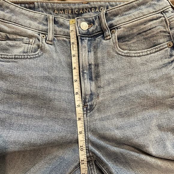 American Eagle Mom Jean - Picture 4 of 4